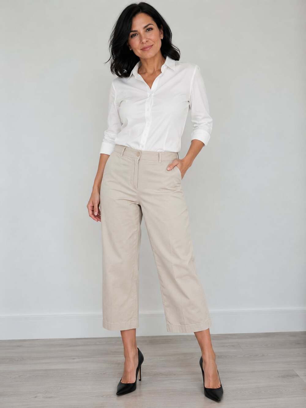 LOFT Outlet Curvy Crop Tan Trousers Size 12
M-70